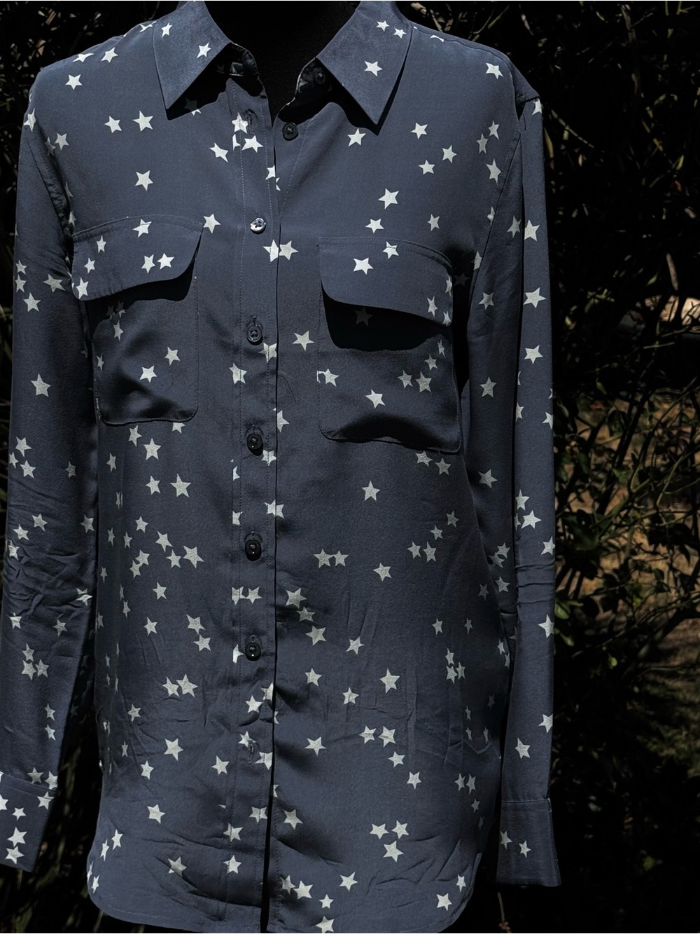 Women’s Navy Star-Print Button-Up silk blouse